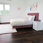 Vila Al Qasr Luxury *