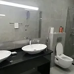 Al Qasr Luxury Vila *