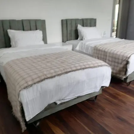 别墅 Al Qasr Luxury 塞拉耶佛
