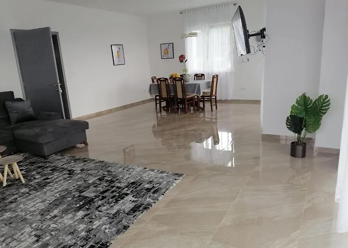 Al Qasr Luxury 塞拉耶佛