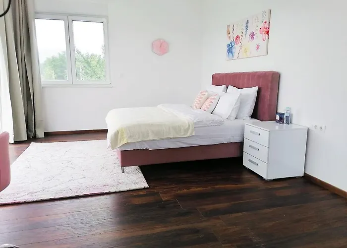 别墅 Al Qasr Luxury *